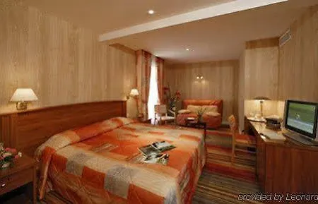 Logis Restaurant Relais Du Gue De Selle فندق