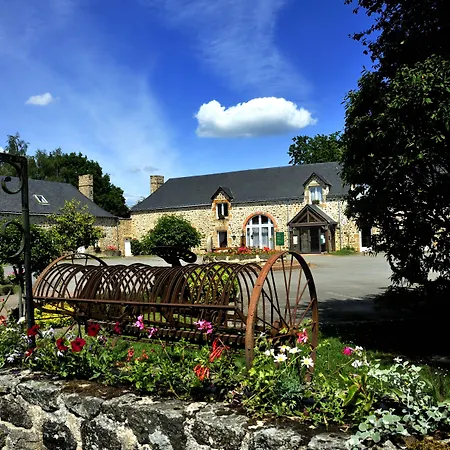 Hotel Logis Restaurant Relais Du Gue De Selle