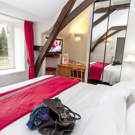 Logis Restaurant Relais Du Gue De Selle 3*