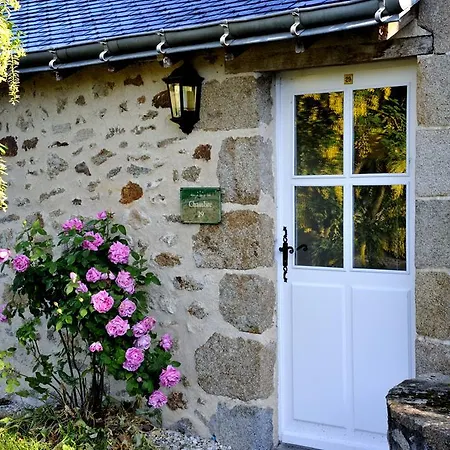 Au Relais Du Gue De Selle Hotel Mezangers