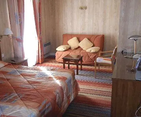 Au Relais Du Gue De Selle Hotel