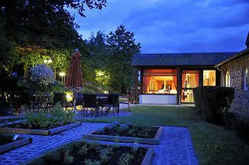 Au Relais Du Gue De Selle 3* Mezangers