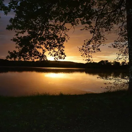 Logis Restaurant Relais Du Gue De Selle 3* Mézangers