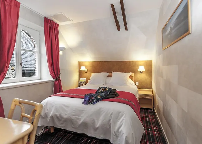 Logis Restaurant Relais Du Gue De Selle فندق 3*