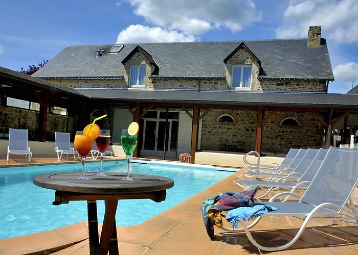 Logis Restaurant Relais Du Gue De Selle 3* Mézangers