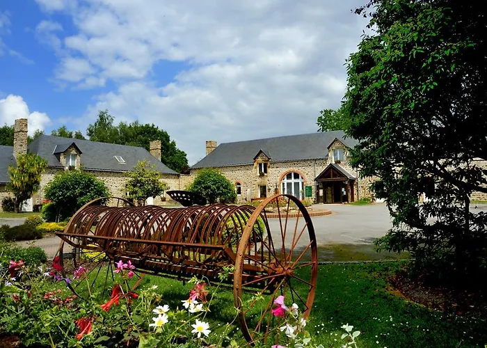 Logis Restaurant Relais Du Gue De Selle فندق Mézangers