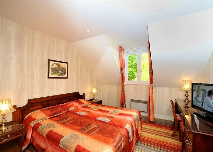 Au Relais Du Gué De Selle Hotel 3*