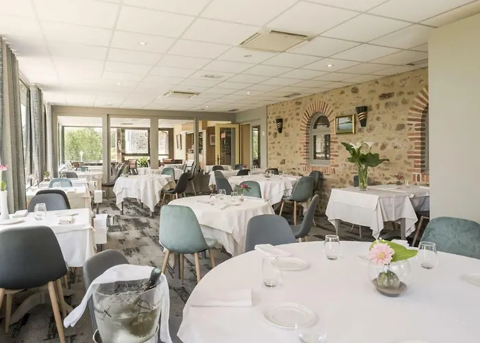 Au Relais Du Gué De Selle Mézangers